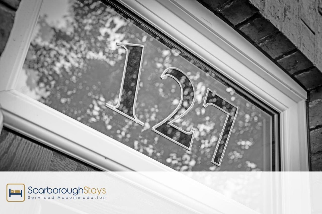 Scarborough Stays - Luxury Townhouse Ideal For Large Groups - Hot Tub Екстер'єр фото