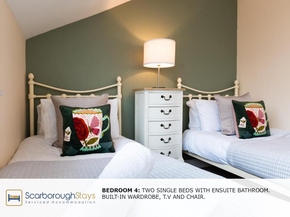 Scarborough Stays - Luxury Townhouse Ideal For Large Groups - Hot Tub Екстер'єр фото