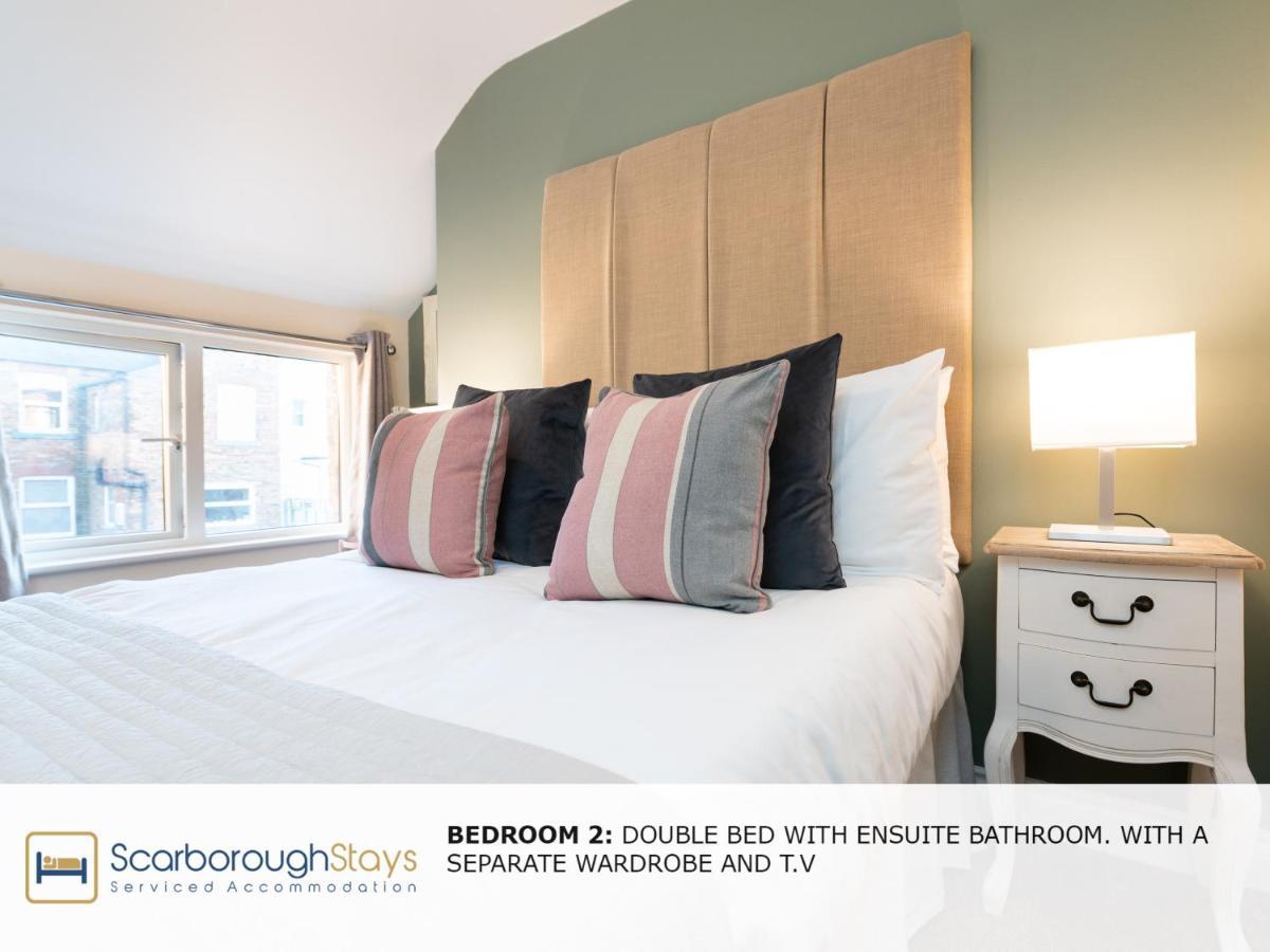 Scarborough Stays - Luxury Townhouse Ideal For Large Groups - Hot Tub Екстер'єр фото