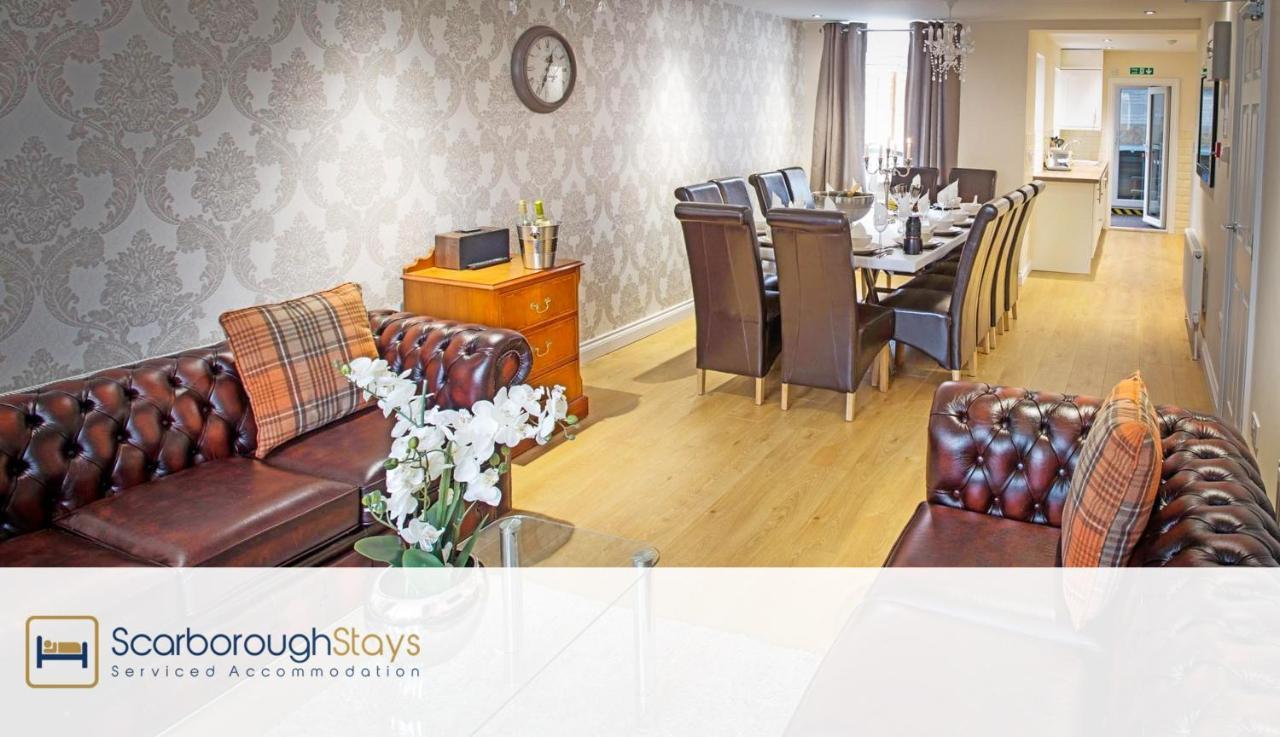 Scarborough Stays - Luxury Townhouse Ideal For Large Groups - Hot Tub Екстер'єр фото
